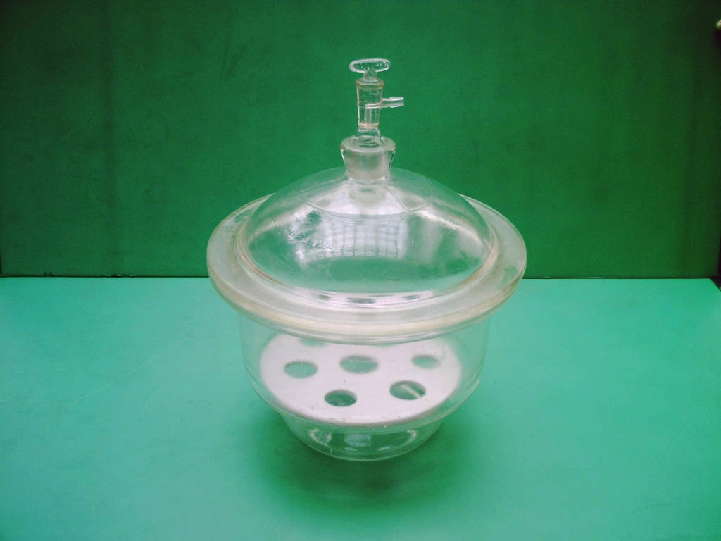 Clear &amp; Amber Glass vacuum Desiccator